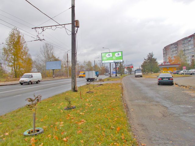 Щит 6x3,  Героїв Крут вул.,  6