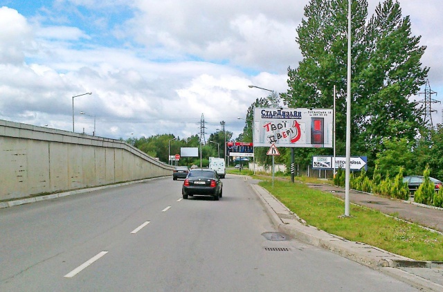 Щит 6x3,  Луганська вул., ( завод "Полярон"), путепровід, Кредобанк