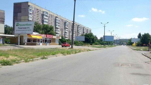 Щит 6x3,  Кондратюка ул., 5, возле ТЦ Арника, Билла, Комфи