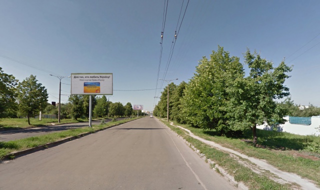 Щит 6x3,  Єршова вул.,60 (розподільча смуга)в центр