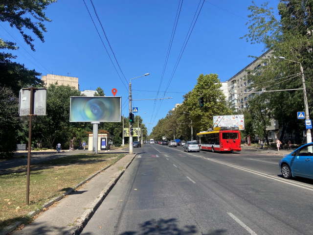 Щит 6x3,  Корольова вул., 56