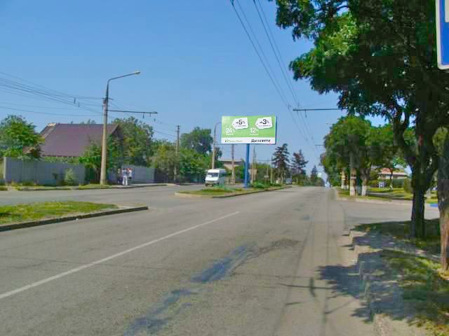 Щит 6x3,  Демократична вул., - в'їзд в Заводській р-н (50 м. АЗС "Укрнафта")