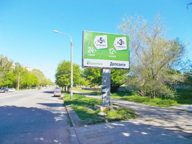 Беклайт 4x3,  Гагаріна вул.,25 в центр. (200 м. к АЗС "Укрнафта")