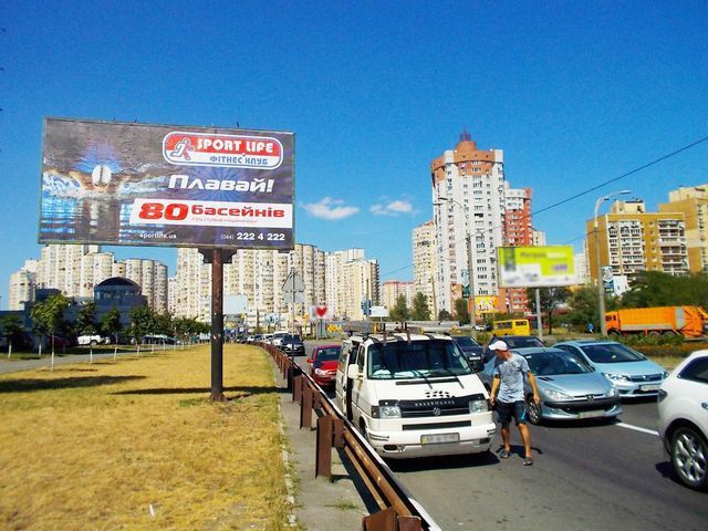 Щит 6x3,  Днепровская набережная ул., 100 м. от Княжий затон ул., 100м от автоцентра, на мост "Патона"