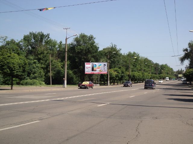 Щит 6x3,  Металургів пр., ставки,  до Соборності вул.