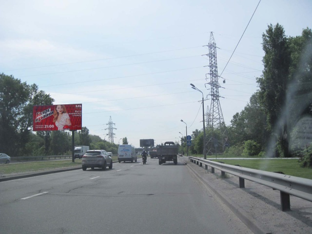 Щит 6x3,  Богатирська вул., АЗС КЛО (розподільча смуга, на Петрівку)