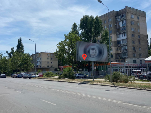Щит 6x3,  Маршала Малиновського вул., 33
