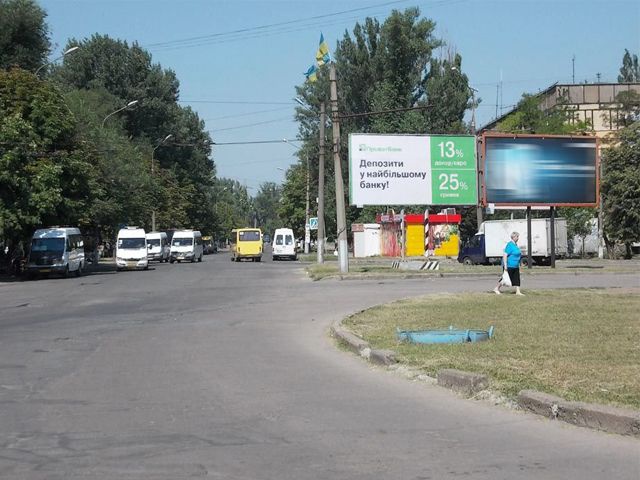 Щит 6x3,  Ватутіна вул., 53 (зуп. " Кільце 129 кв."),, до  44 кв.