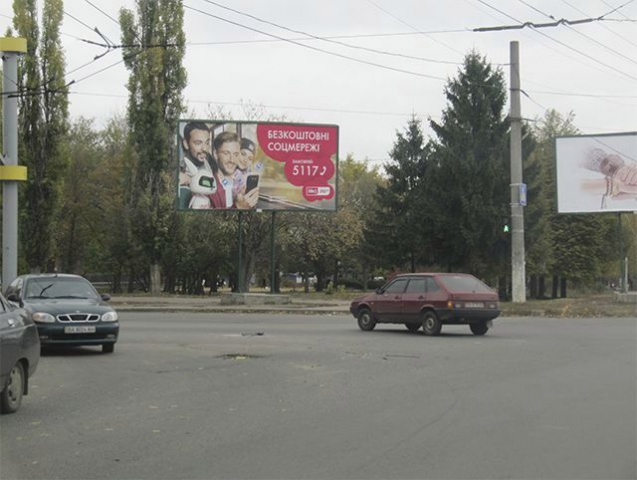 Щит 6x3,  Яновського вул. - Тамма вул. (зі сквера "Слави")