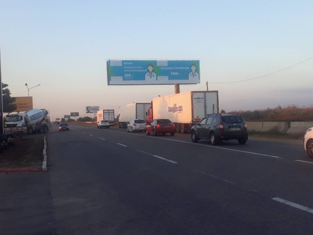 Щит 6x3,  г. Черноморськ (в центр) АЗС БРСМ (правий)