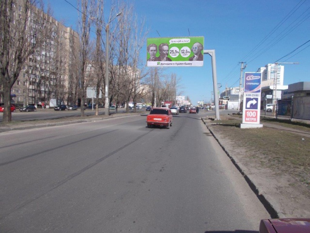 Щит 6x3,  Палия, 93 а ("Сильпо", АЗС "ОККО") - 150 м. к ул. Заболотного