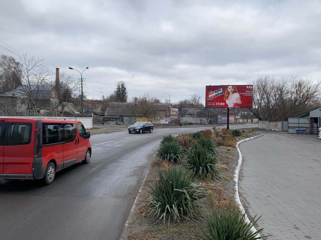 Щит 6x3,  Біла вул.,  (хлібокомбинат) з центру до вул.Млинівська