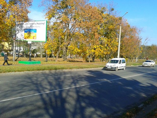 Щит 6x3,  Толстого вул., (в р-не моста)