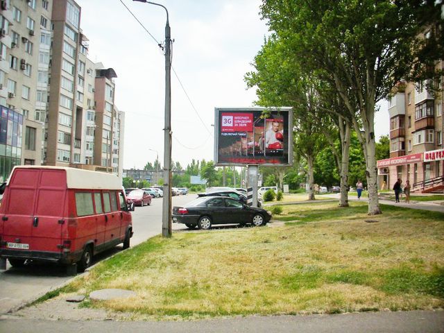 Беклайт 4x3,  Гагаріна вул.,6 (напроти ТЦ "Гагарін")