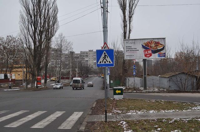 Щит 6x3,  Василенка  вул., (АЗС "Окко", до ТЦ та "Драйв Спорт", "АТБ")
