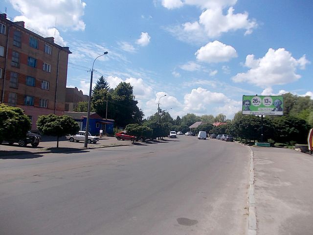 Щит 6x3,  Набережна вул., стадіон "Верес"(напроти № 28)