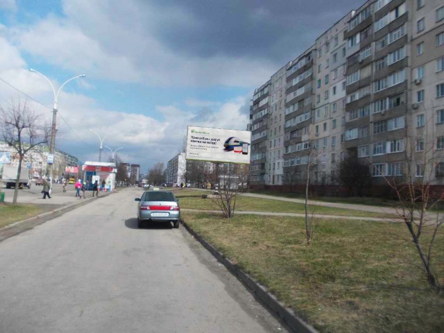 Щит 6x3,  Лушпи пр., зупинка ( перед  супермаркетом "АТБ")