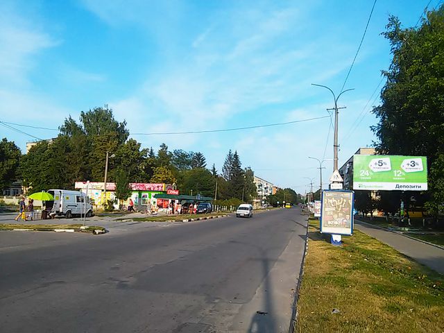 Щит 6x3,  Шкільна вул., в центр (напроти супермаркета "Колібріс",)
