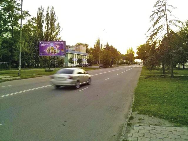 Щит 6x3,  Матусевича вул., (маг. "Спутник"), до Металургів пр.