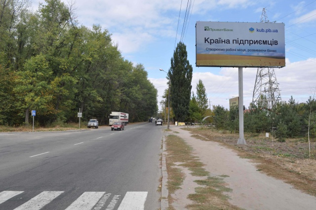 Щит 6x3,  Липовецька вул., 12 (напроти заводу Roshen)