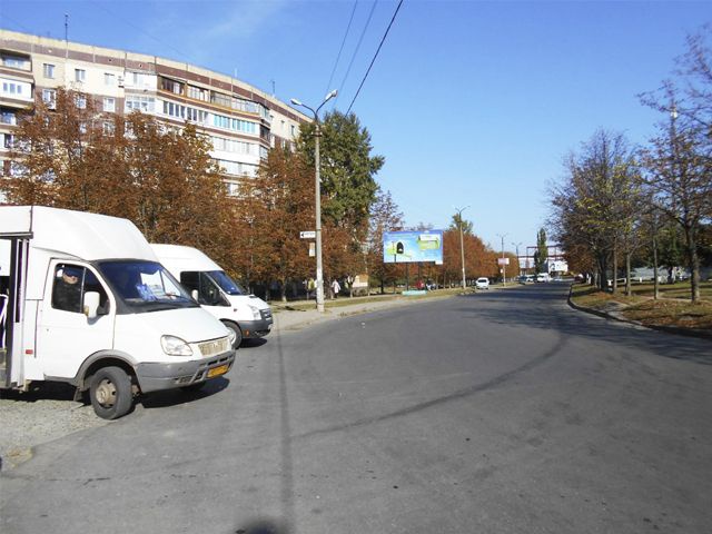 Щит 6x3,  мкр. Горняцкий, 42 (ТЦ "АТБ), до Миколи Свитальського вул.
