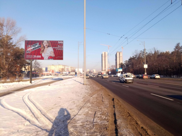 Щит 6x3,  Братиславська вул.  (від  Дарницької пл. до АЗС ANP)