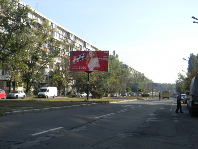 Щит 6x3,  Шолом-Алейхема вул., 15 (разделитель, 500 м. від рынку "Юність")