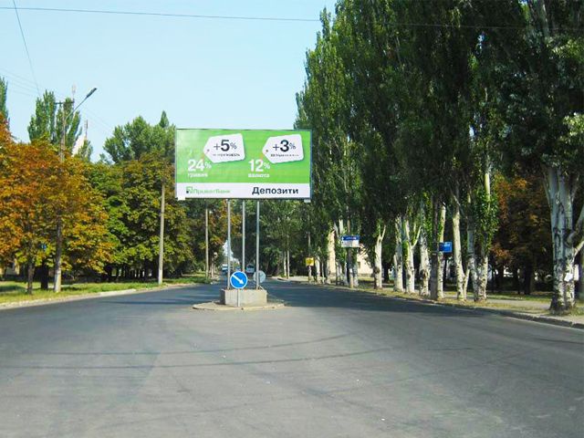 Щит 6x3,  Каховська вул. - Тбіліська вул., (розділова смуга)