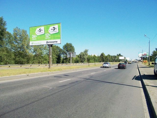 Щит 6x3,  Богатырская ул., эл. оп. 68-70, (разделитель) на Петровку