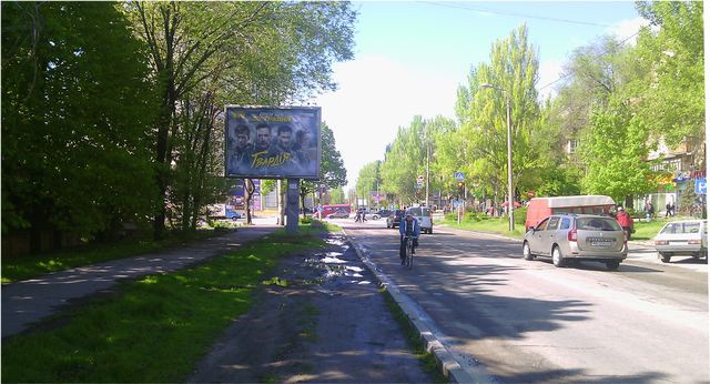 Беклайт 4x3,  Гагаріна вул.,1 - Соборний пр. (напротив отделения "Нова Пошта",к магазинам "Апельмон", "Yves Rocher" , "Watsons")