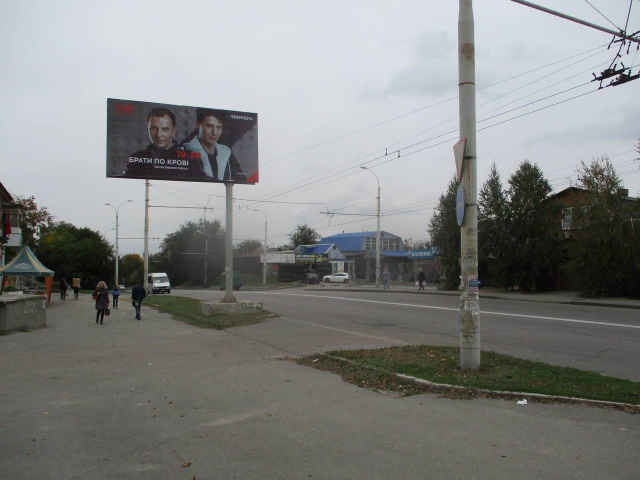 Щит 6x3,  Космічна вул., - Кам'яна  вул.  в центр до пр-ту Соборный