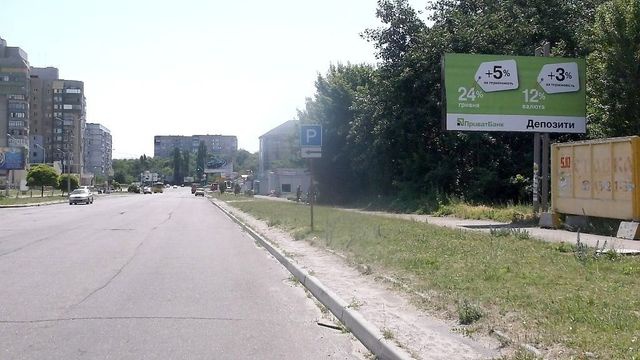 Щит 6x3,  Гагаріна вул.,  55  зупинка (напроти  супермаркету "ГрандМаркет")