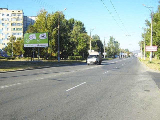 Щит 6x3,  Електрозаводська вул.,  10а (ТЦ "Атлант", маг. "Стройка"), до Десантної вул.