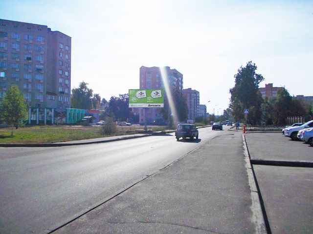 Щит 6x3,  Реміснича вул., 17  (ТЦ "САМ Маркет", супермаркет "Екомаркет")