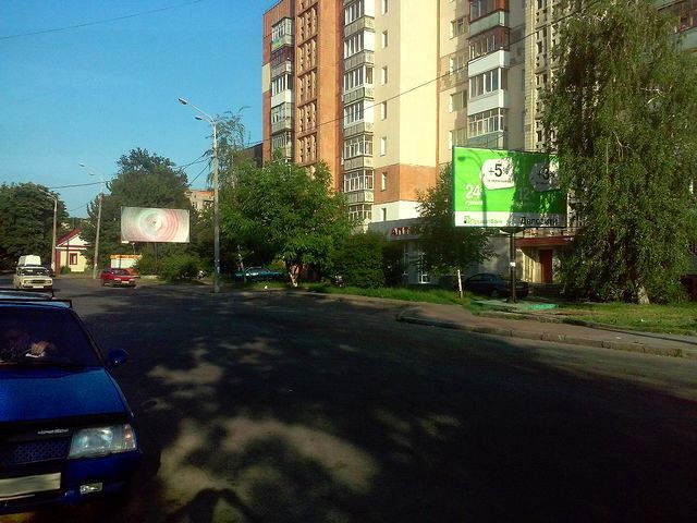 Щит 6x3,  Домбровського вул., 2 (Ощадбанк, VAB,  Екомаркет)