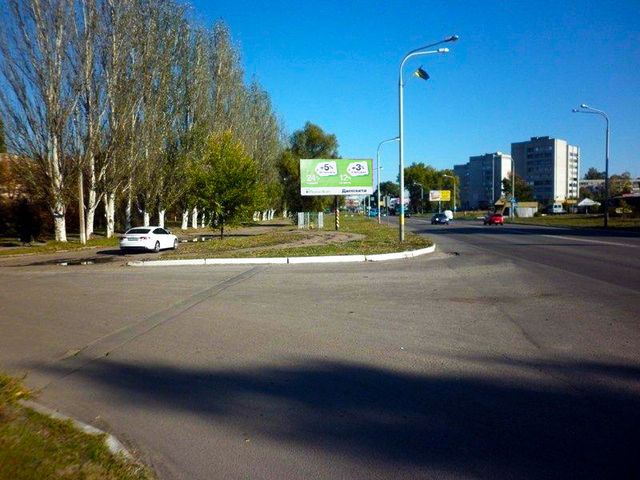 Щит 6x3,  Днепровская ул. (р-н ЦМЛ)