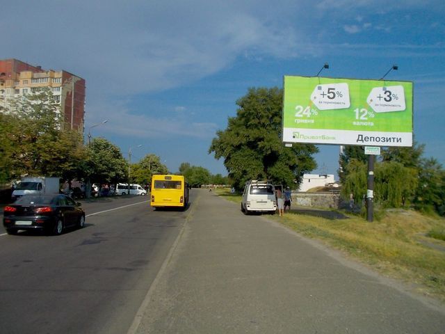 Щит 6x3,  Закревського М. вул., 17 (напроти)