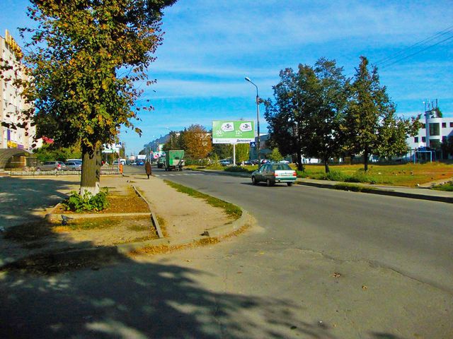 Щит 6x3,  Реміснича вул., 17  (ТЦ "САМ Маркет", супермаркет "Екомаркет")
