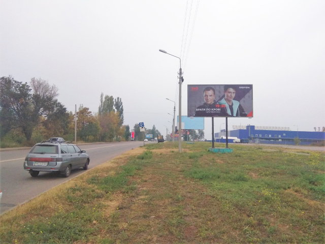 Щит 6x3,  Бикова вул., 33 (ТЦ “Епіцентр”), в'їзд  на стоянку со стоянки