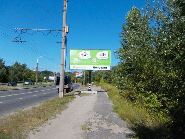 Щит 6x3,  Героїв Крут вул., в центр (300 м. від "Епіцентру")