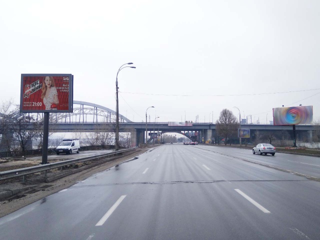 Скролл 3.14x2.3,  Дніпровська набережна вул., (150 м. до мосту "Дарницький", до  ст. м. "Лівобережна")