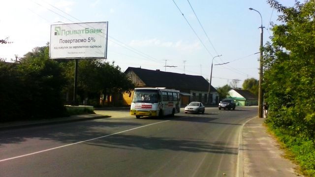 Щит 6x3,  Гнідавська вул., 17 в центр