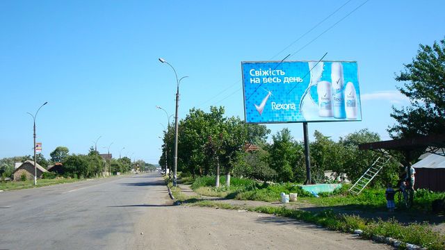 Щит 6x3,  Карпатськаяв вул.,149  ( напроти АЗС "ОККО") в центр
