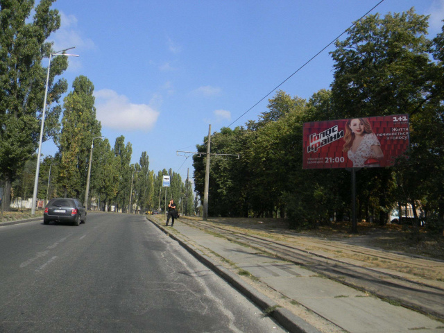 Щит 6x3,  Вацлава Гавела бул., 45 (м-н "ФОРА")
