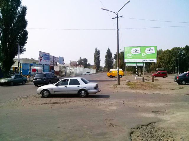 Щит 6x3,  Горняків вул., 38, мкр. Інгулець (автовокзал, ринок), за поворотом