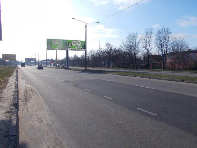 Щит 6x3,  Південна  дорога, 9 - (в центр, 300 м. до пр-та Добровольського)  (правий)