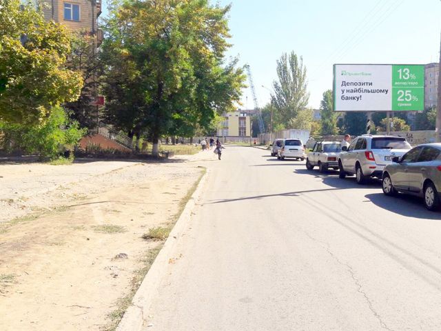 Щит 6x3,  Співдружності вул., 72 ( мкр. Юбілейний)