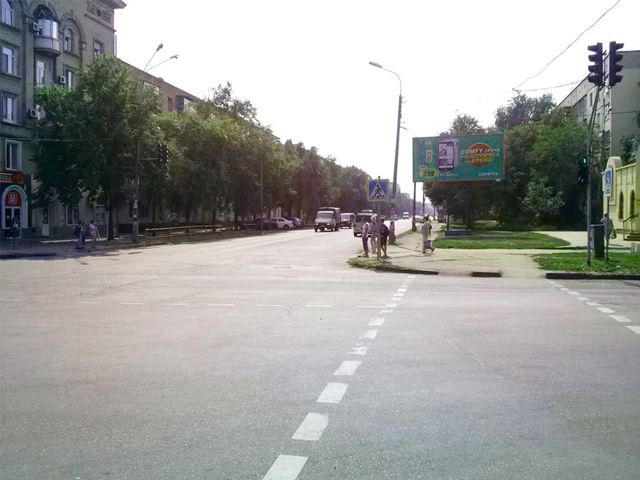 Щит 6x3,  Калнышевськогов ул., 15б - Українська вул., до Звільненняя пл.