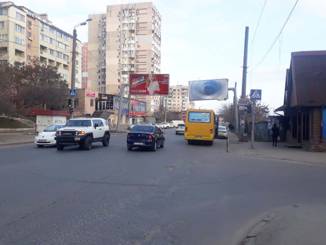 Щит 6x3,  Вільямся вул., 55