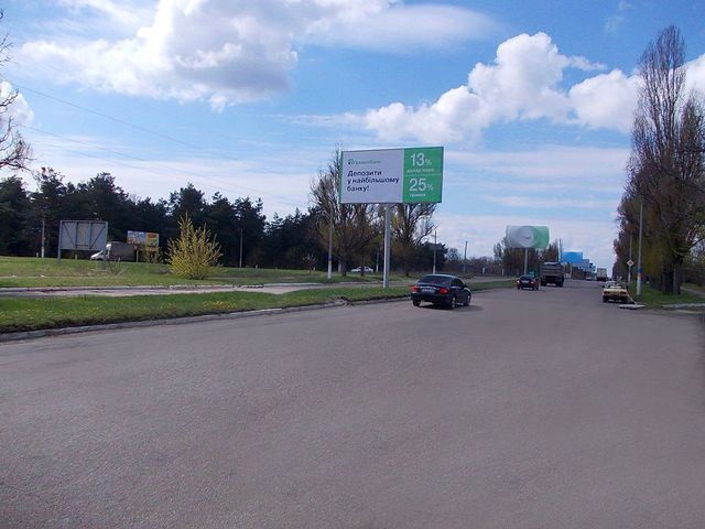Щит 6x3,  Елизаветовская трасса ( разделитель в районе съезда на мост р. Днепр) №1